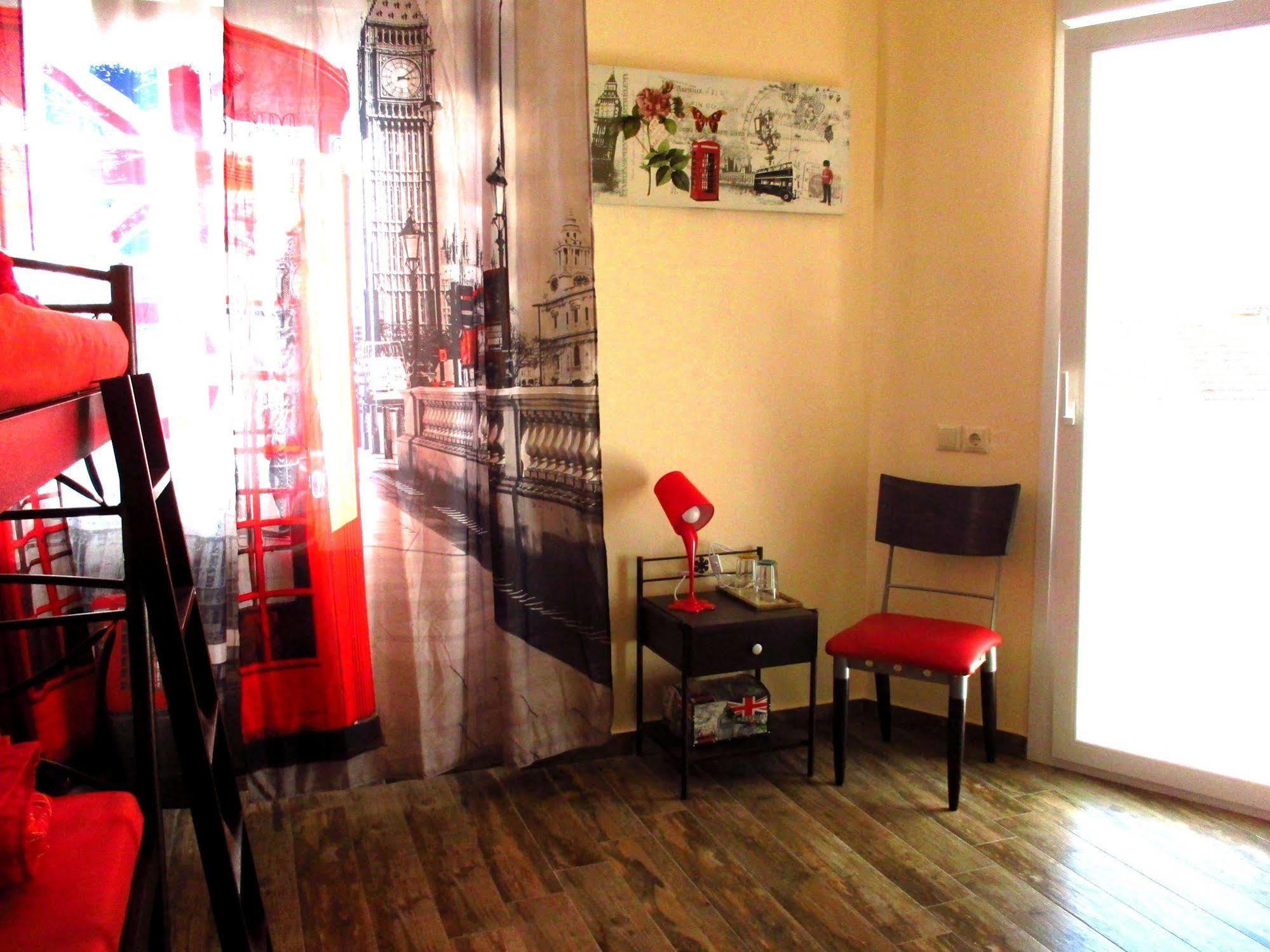 Nomads Rooms Trikala  Ngoại thất bức ảnh